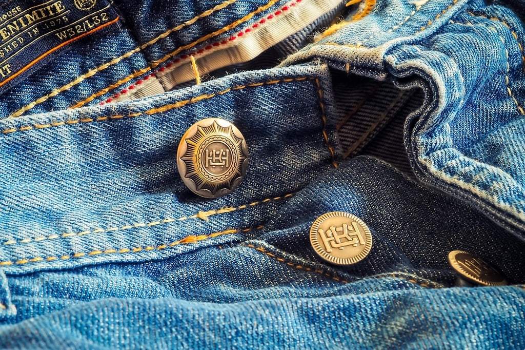 Comment réinventer son style avec des pièces basiques ?
